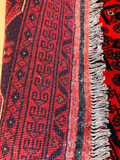 Absolutely beautiful 100% genius person carpet !