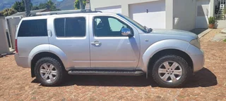 Nissan Pathfinder 2.5D
