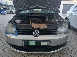 Headlight cleaning service