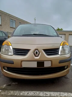 Mobile headlight cleaning service