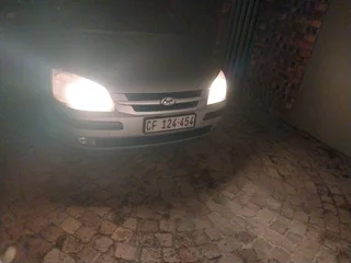 Mobile headlight cleaning service