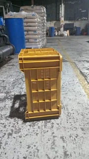 PLASTIC CRATES (STORAGE)