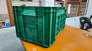 PLASTIC CRATES (STORAGE)