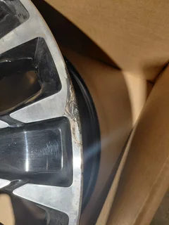 Omoda C9 Alloy mag wheels