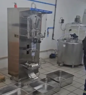 2 x New reliable sachet filling machines - Dingli AS1000 Automatic - see description