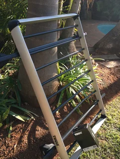 Thule Roof Rack + Basket – Excellent Condition (Pretoria East)