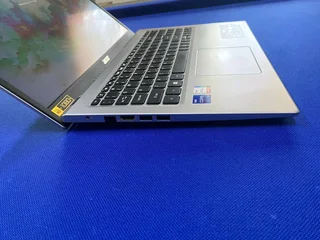 Laptop i7 12 Gen
