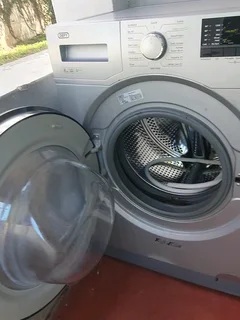 Defy 8kg front loader washing machine Working 100%Good condition *R 3499*078 537 0542 *East London*