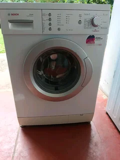 Bosch 7kg front loader washing machine Working 100% Good condition R 2499 078 537 0542 East London