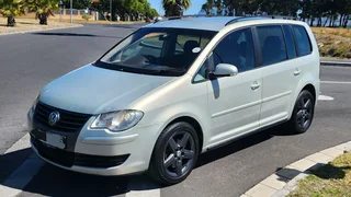 Volkswagen Touran 1.9TDI Automatic