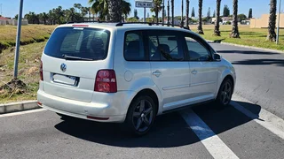Volkswagen Touran 1.9TDI Automatic