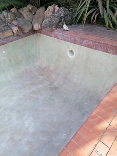 Another refurbished pool in fibreglass by Highway Pools for a happy customer!