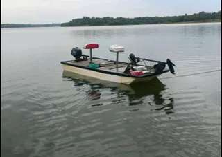 3.2m mini bass boat urgent sale