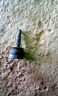 Various Hyundai or kia parts available only wats in pic