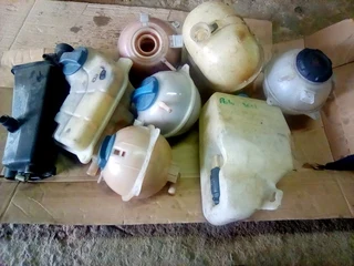 Various old school Ford parts available only wats in pic