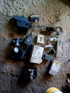 Various bmw e46 parts available only wats in pic