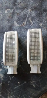 Vw audi or passat interior ligths available only wats in pictures 500rand set or 300rand each