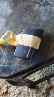 Vw golf 5 or jeeta 5 headlight jet washer cover rigthside only new frm agent only wats in pictures 5