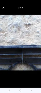 Vw fox or caddy bakkie front grill n emblem available only wats in pictures original make 1000rand c