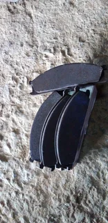 Nissan hardbody or navara front disc pads available only wats in pictures 350rand contact 0835730435