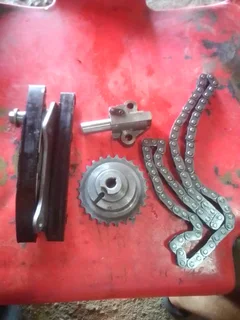 Nissan hardbody or navara zd30 timing chain kit complete good second hand condition original make on