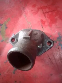 Nissan hardbody or navara zd30 coolant or water housing available only wats in pictures 400rand cont