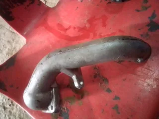 Nissan hardbody or navara zd30 thermostat housing available only wats in pictures 850rand contact 08