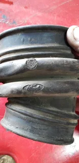 Ford escort mk4 cvh 1.4i intake airflow pipe available both 1500rand contact 0835730435