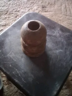 Ford shock spring support rubber available only wats in pictures original make 350rand 1 in stock co