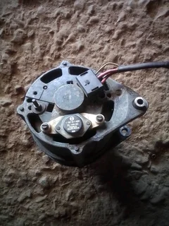 Ford contina or escort bosch alternator available fully reconditioned wid new bosch parts 2000rand c