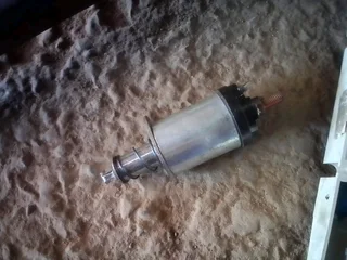 Ford contina or escort starter soilnoid new only wats in pictures 450rand contact 0835730435