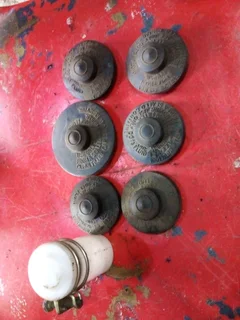 Toyota clutch cylinders n break cylinder bottle caps available frm 100rand each sensor type 180rand