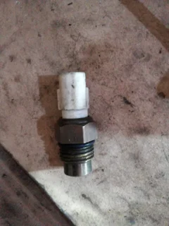 Toyota tazz or corolla fan switch original make only wats in pictures 450rand contact 0835730435