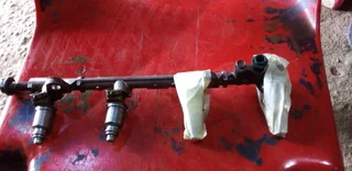 Toyota tazz or corolla 160i 180i injectors wid feul rail available only wats in pictures 2500rand co