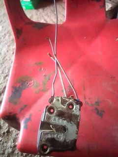 Toyota tazz or corolla left front door lock available only wats in pictures 650rand contact 08357304