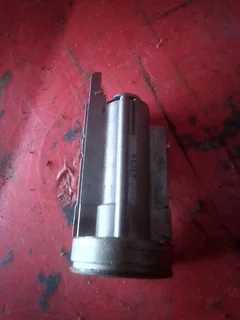 Toyota tazz or corolla ignition barrel lock available new 450rand contact 0835730435