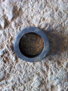 Bmw e30 bottle fuel pump bracket rubber available only wats in pictures 150rand contact 0835730435