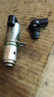 Ford focus st t5 or volvo s40 s60 t5 camshaft sensor n camshaft oil control soilnoid actuator both 2