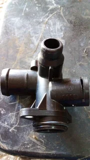 Audi fsi coolant flange housing new frm agent only wats in pictures frm agents 950rand contact 08357