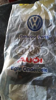 Audi or vw passat or golf4 ignition barrel switch new frm agent only wats in pictures 950rand contac