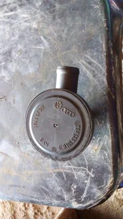 Audi a4 a6 vent or breather pc valve available only wats in pictures 650rand contact 0835730435