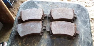 Audi or vw passat rear break pads good second hand condition 300rand contact 0835730435