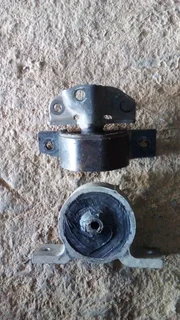 Nissan Almera engine n gearbox mounting available only wats in pictures both 1400rand