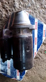 Mercedes w123 w124 e200 e230 automatic starter Bosch make fully reconditioned wid new bosch parts 28