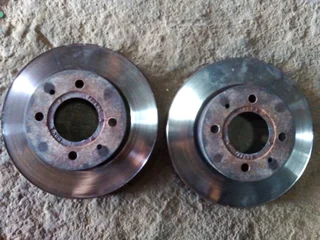 Hyundai atos front breakdisc available both oem make like new 550rand bothcontact 0835730435