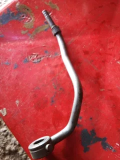 Hyundai or kia powersteering pump pipe fitting available only wats in pictures 450rand contact 08357