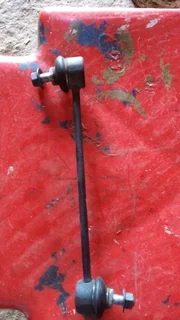 Hyundai i10 stabilizer link arms available 200rand each original make contant 0835730435