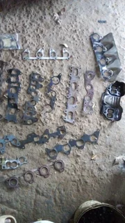 Various exhaust manifold gasket n intake manifold gasket available only wats in pictures contact for