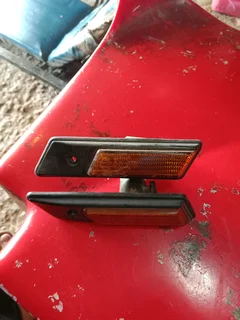 Bmw E36 E34 fender maker indicators light available only wats in pictures oem make