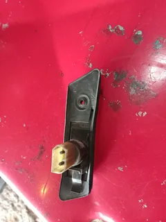 Bmw E36 E34 right side Fender indicator make light available only wats in pictures clear only